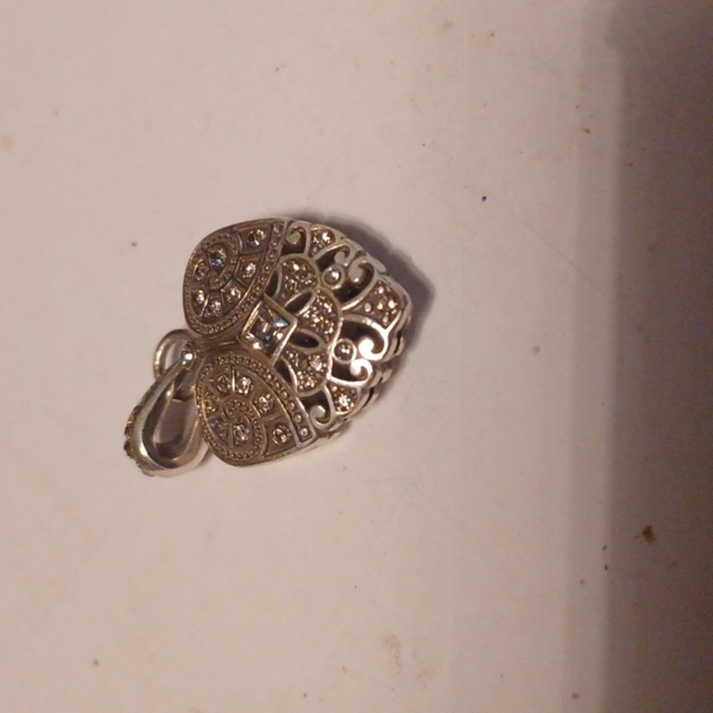 SILVERTONE REVERSIBLE HEART PENDANT , NWOT, NEVER USED, 1.5 INCH PENDANT NWOT
